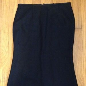 Black Express Midi Skirt- 3/4